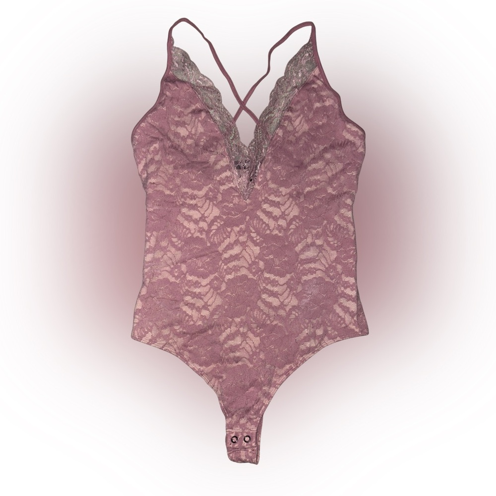 Express Mauve Pink Lace Bodysuit Small Nude Lined Crisscross Back Snap Crotch